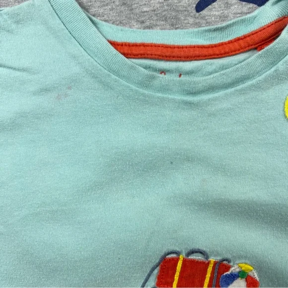 Mini Boden Boys 4T Bundle Applique Tees & Shorts Spring Summer 4 pcs - Picture 3 of 5